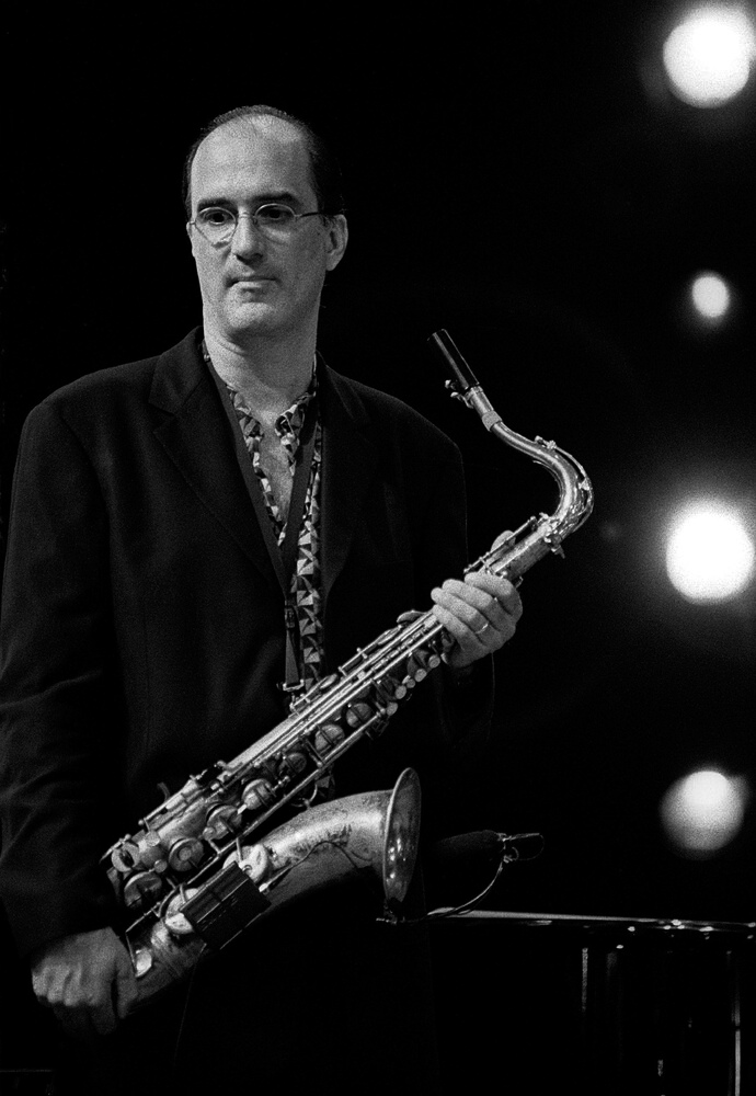 Майкл Брекер с саксофоном Mark VI