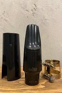 №8 medium