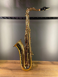 Signature Custom 4